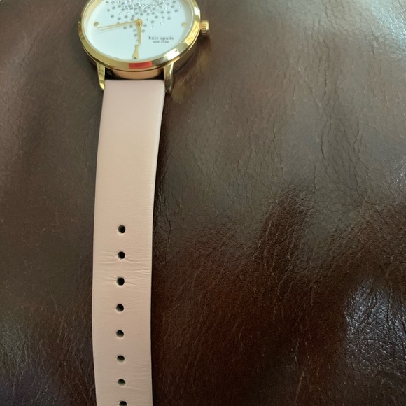 KATE SPADE WATCH ♠️ ⏰ - Picture 2 of 4